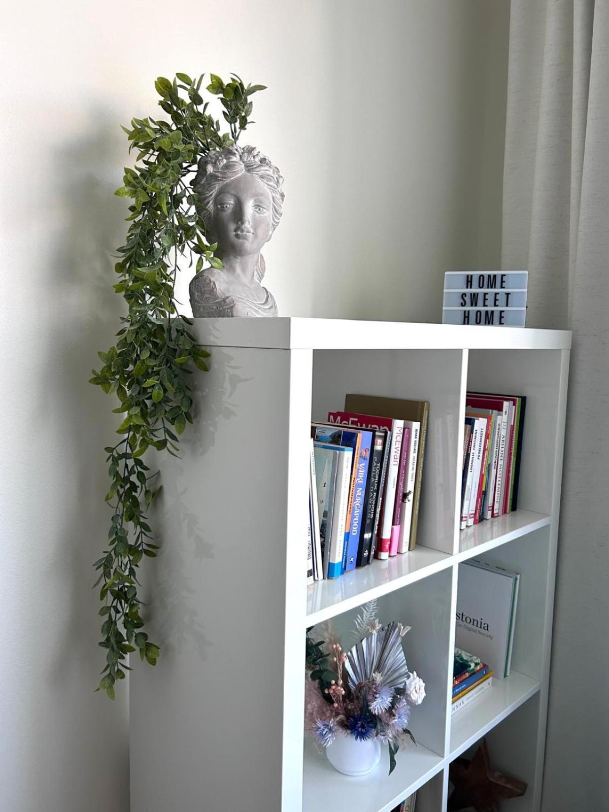 Stella'S Apartment - City Center - Free Secure Parking - Big Sun Terrace - Air Conditioning - Wifi - Tram To The Tallinn Bus Station And Old Town Esterno foto